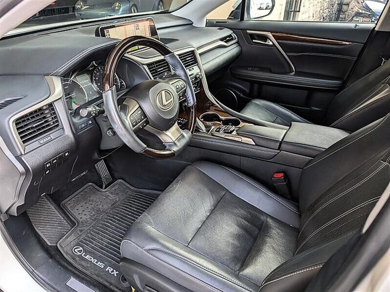 Used 2018 Lexus RX 450h AWD w/ Premium Package image 2
