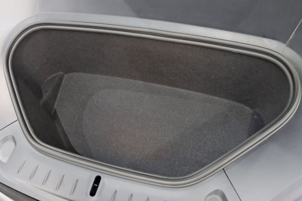 Used 2025 Tesla Model S Plaid AWD/4WD image 40