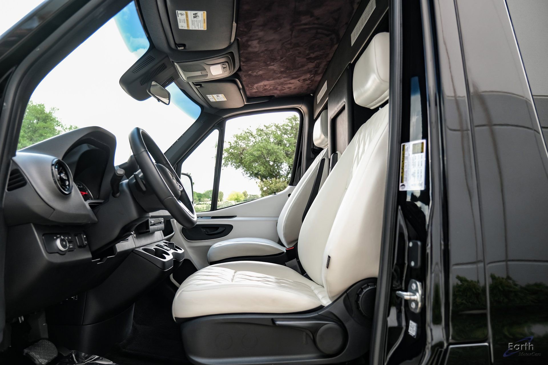 Used 2022 Mercedes-Benz Sprinter 2500 image 29