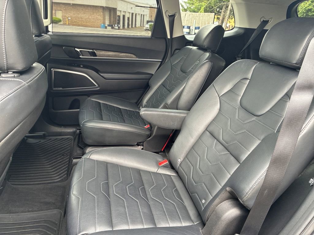 Used 2020 Kia Telluride SX w/ SX Prestige Package AWD/4WD image 19