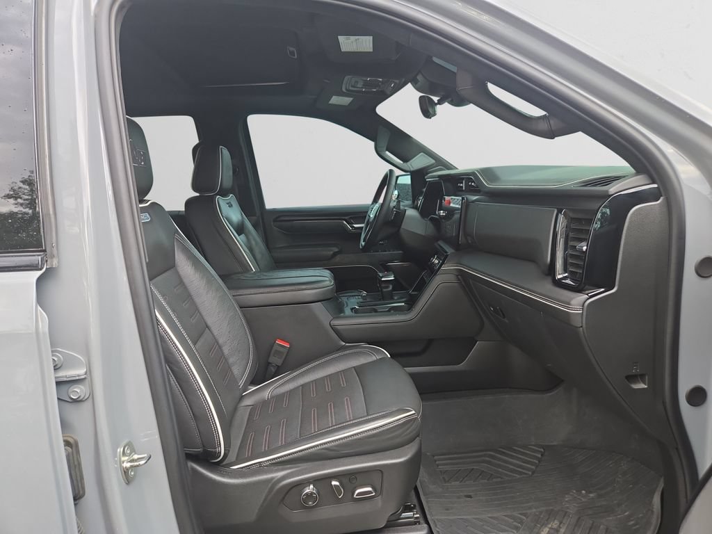 Used 2024 GMC Sierra 1500 AT4X w/ AT4X AEV Edition AWD/4WD image 16