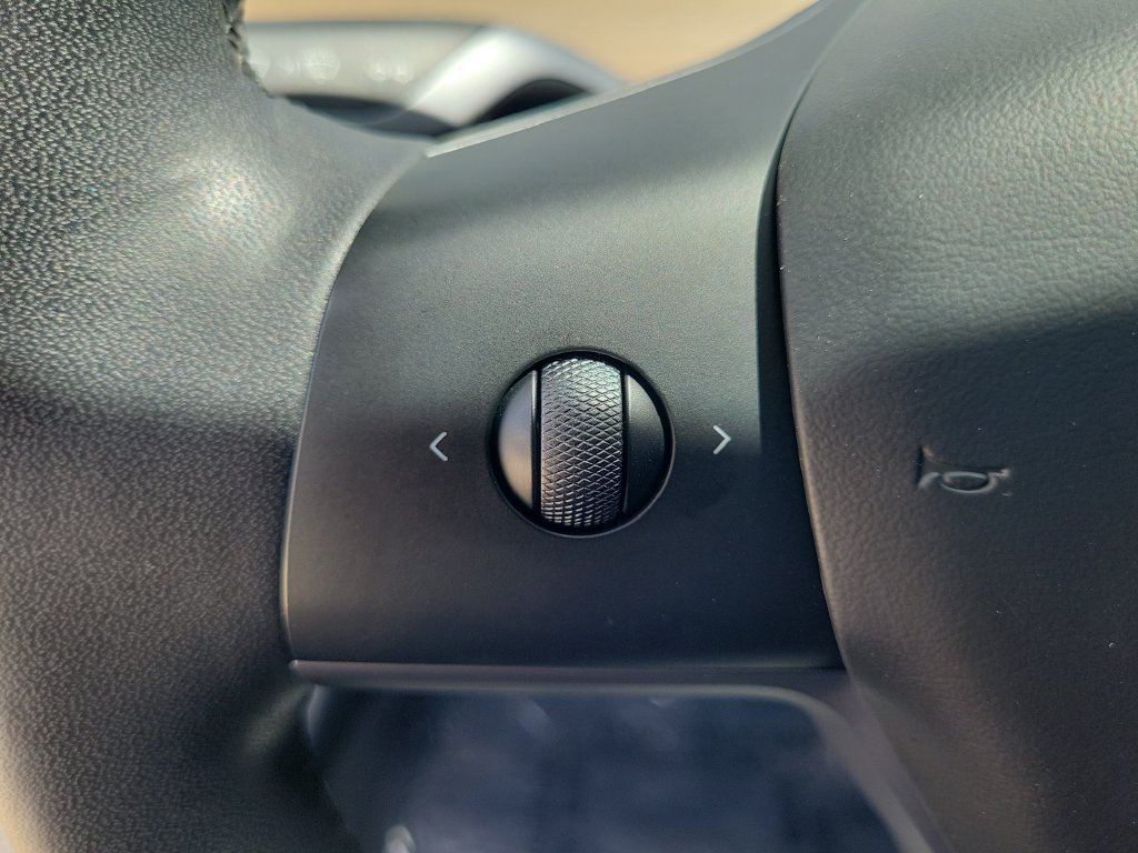 Used 2023 Tesla Model 3 Standard Range RWD image 19