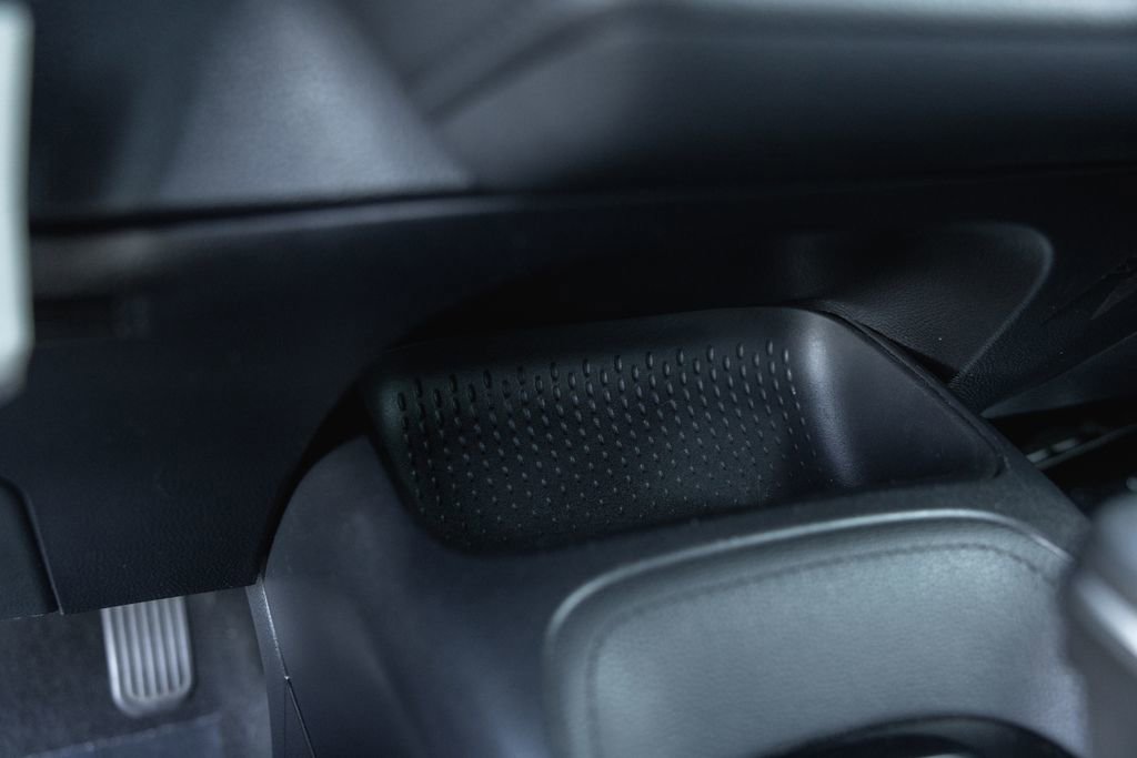 Certified 2020 Toyota Corolla SE w/ Carpet Mat Package (TMS) FWD image 20
