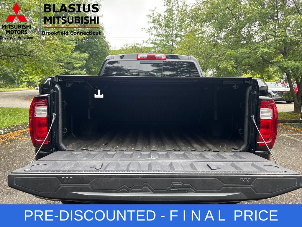 Used 2024 GMC Canyon Denali w/ LPO, Denali Black Edition AWD/4WD image 39