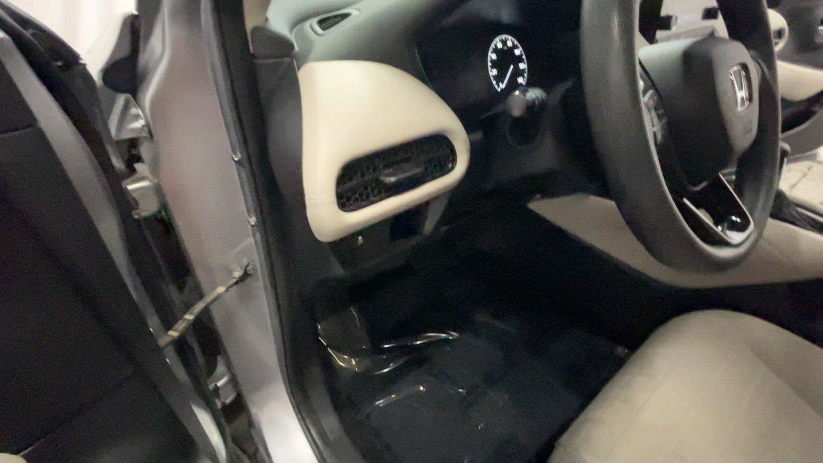 Certified 2024 Honda HR-V LX image 33