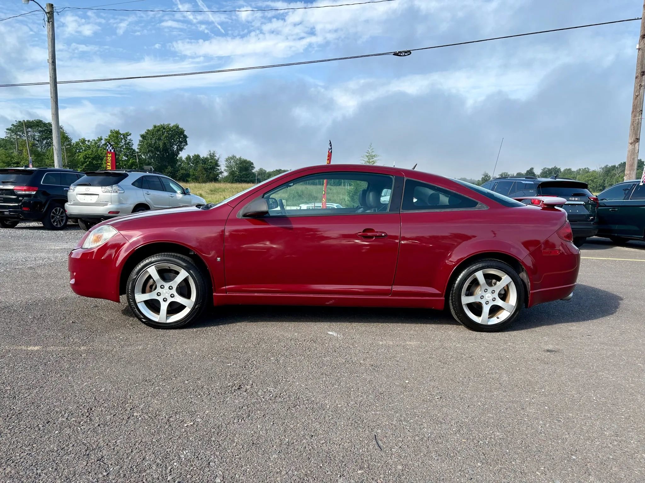 Used 2007 Pontiac G5 GT image 2