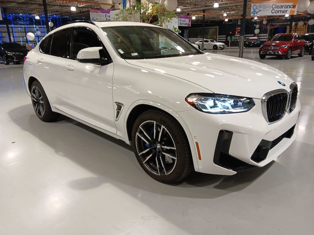 Used 2025 BMW X4 M w/ Executive Package AWD/4WD image 4