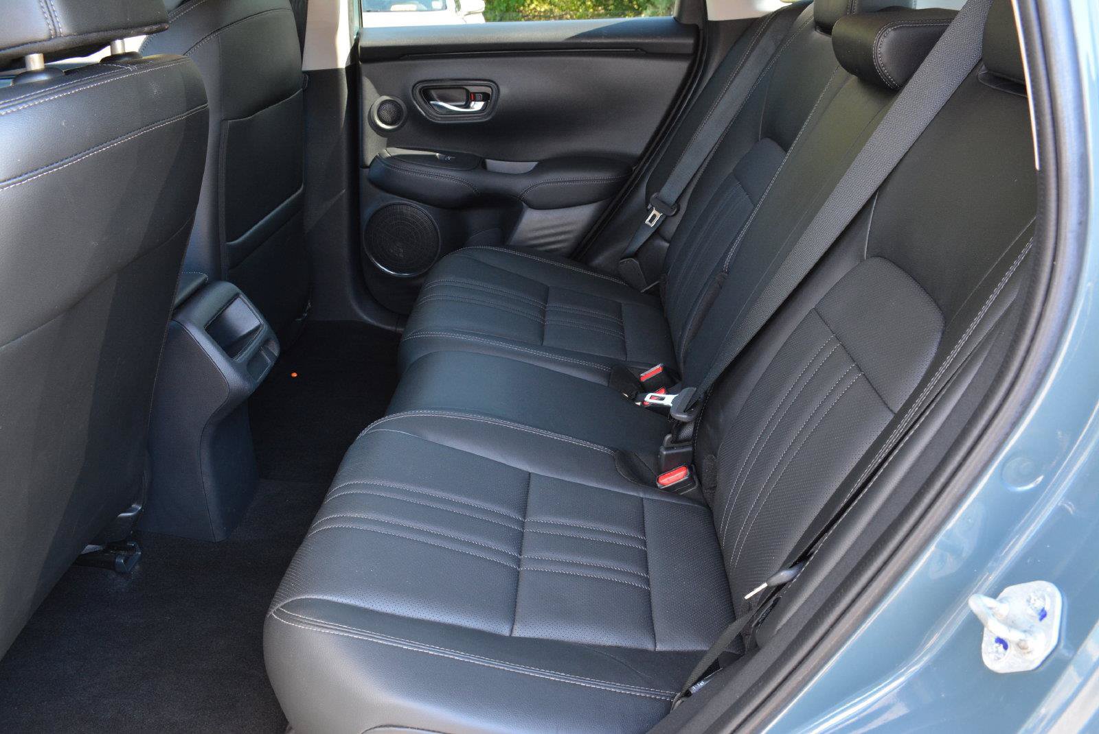 Used 2025 Honda HR-V EX-L image 16