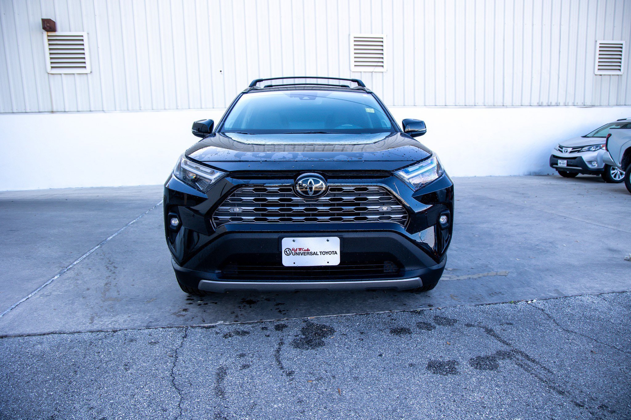 Used 2024 Toyota RAV4 Limited image 3