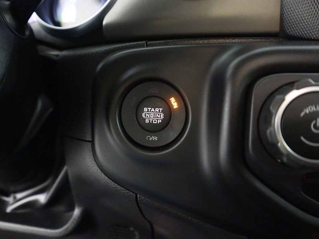 Used 2022 Jeep Wrangler Unlimited Rubicon 4xe image 34