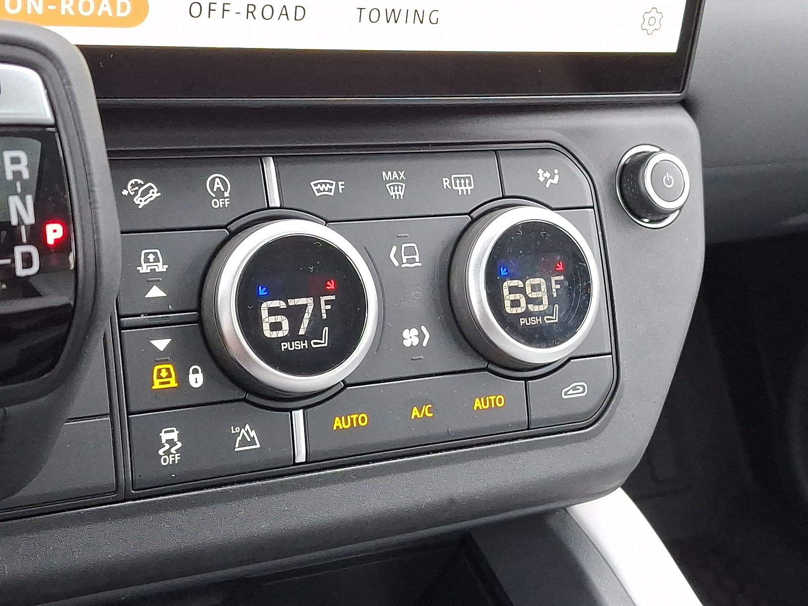 Certified 2026 Land Rover Defender 110 S AWD/4WD image 18