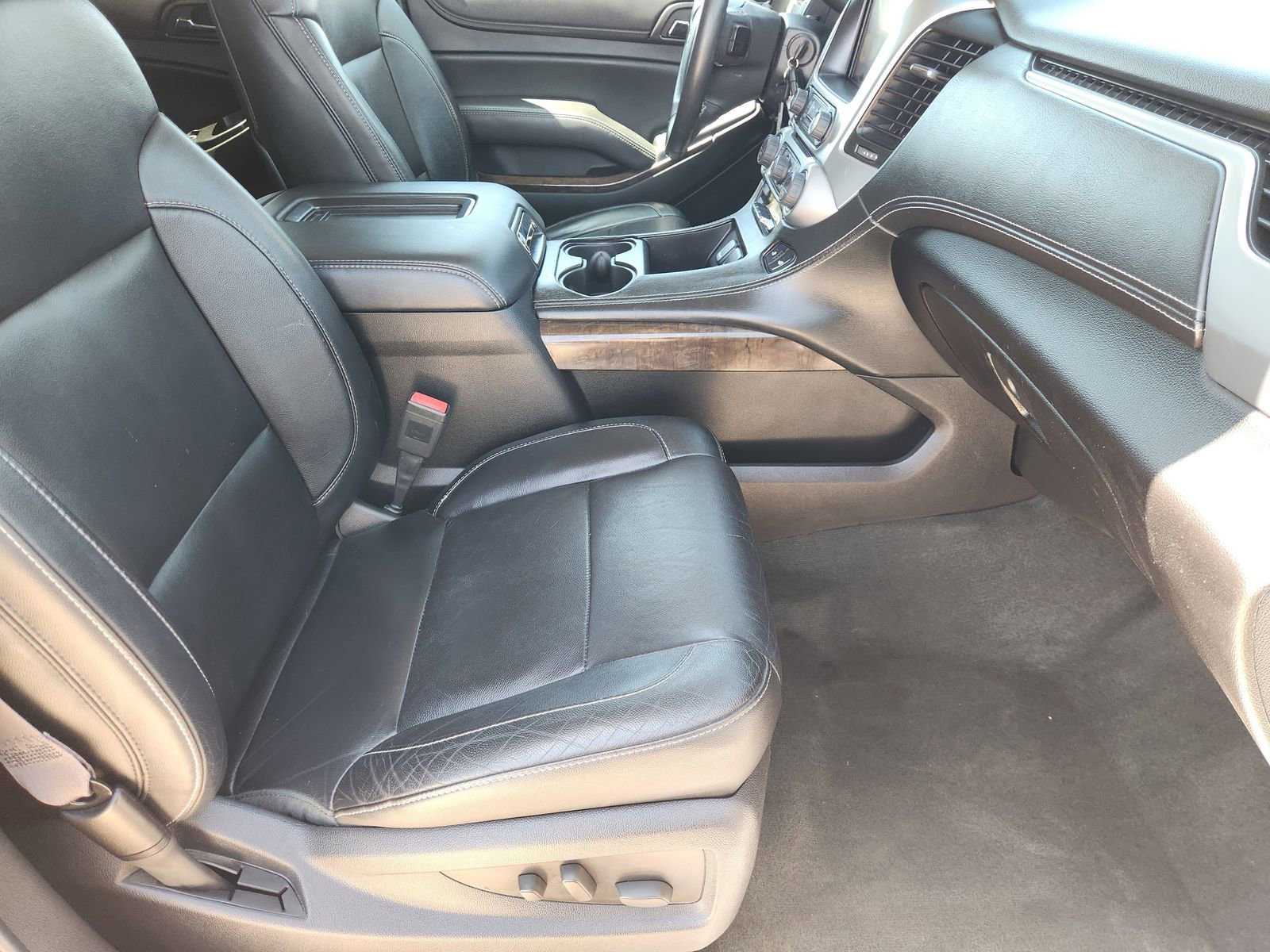 Used 2015 Chevrolet Tahoe LT image 17