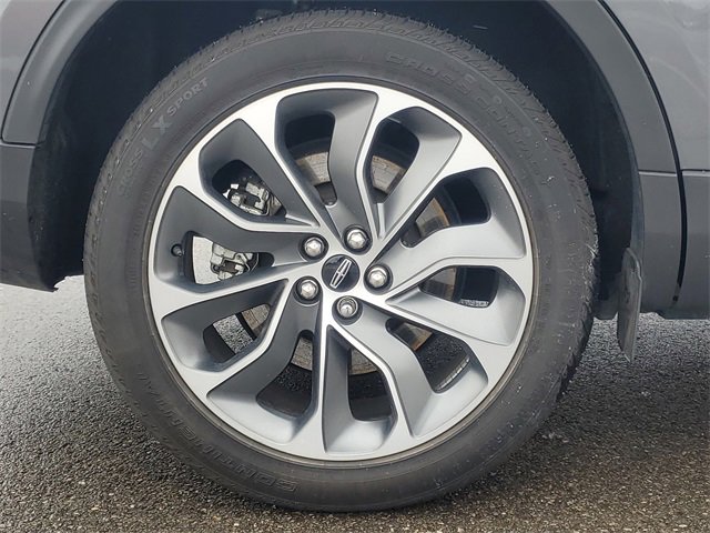 Certified 2023 Lincoln Nautilus Reserve image 9