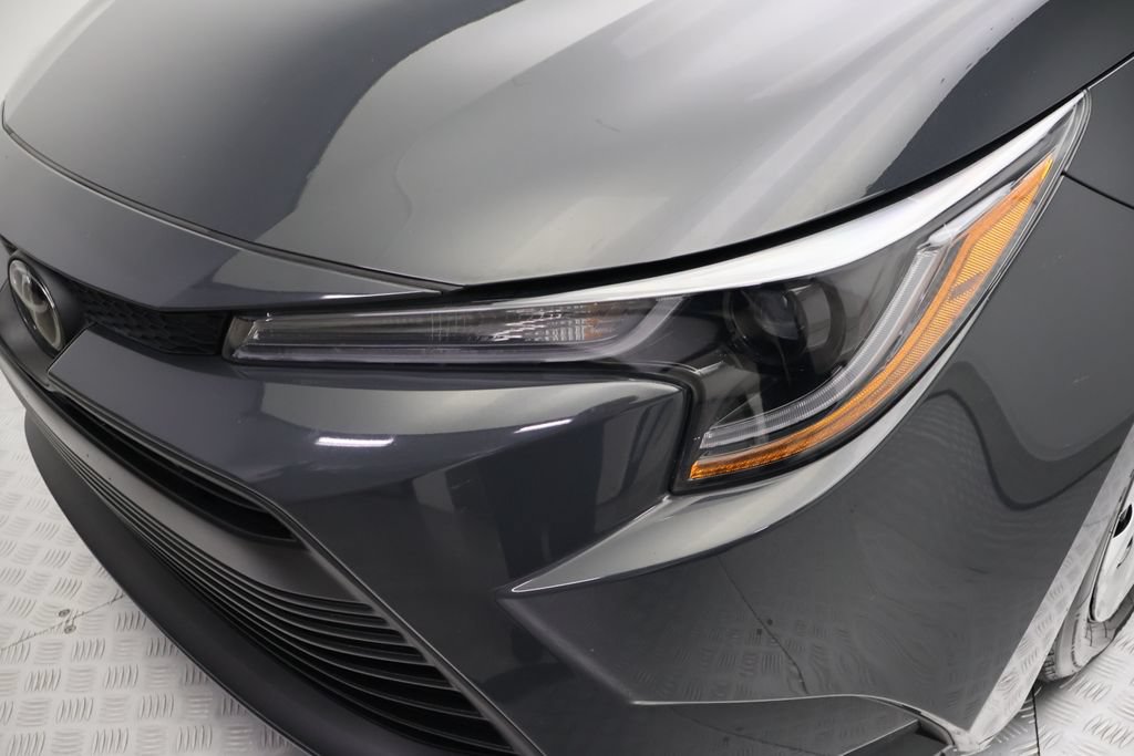 Certified 2024 Toyota Corolla LE FWD image 3