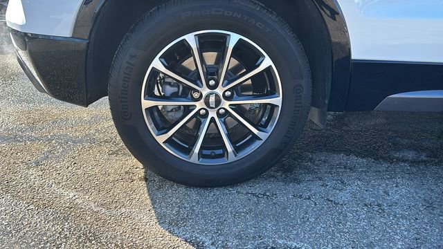 Used 2024 Cadillac XT4 Sport AWD/4WD image 11