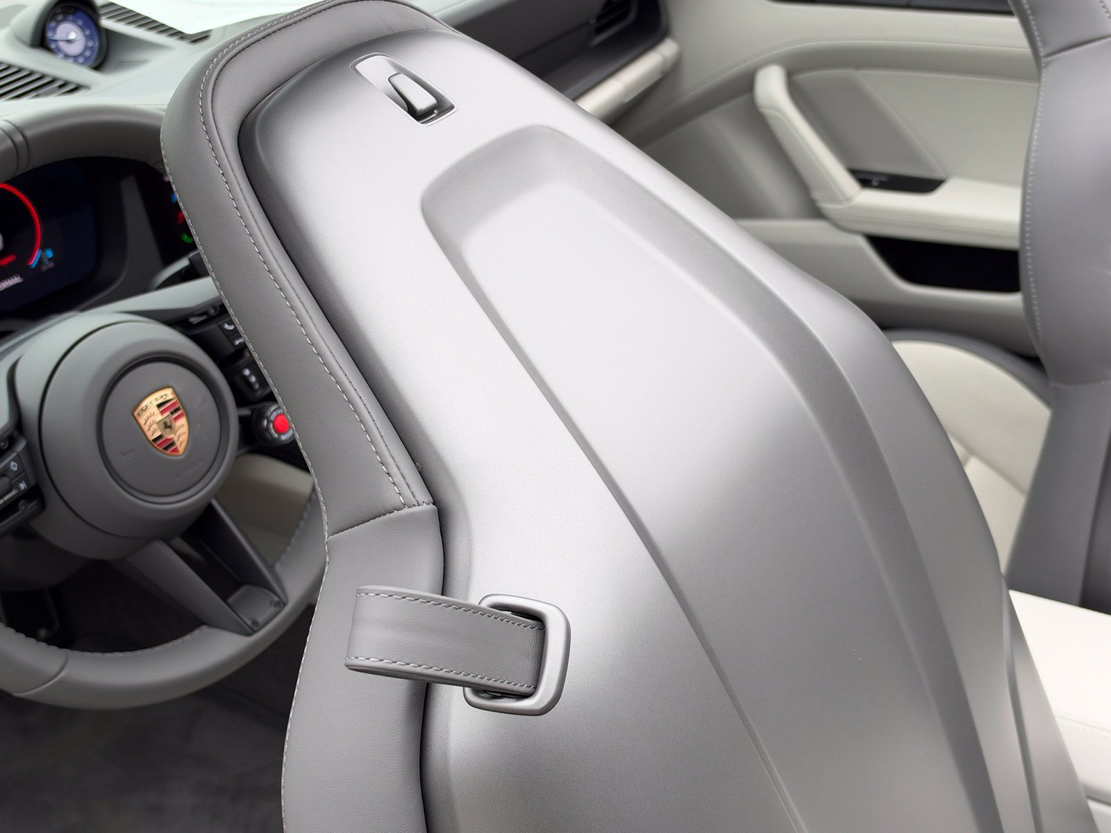 Certified 2026 Porsche 911 Carrera GTS RWD image 37