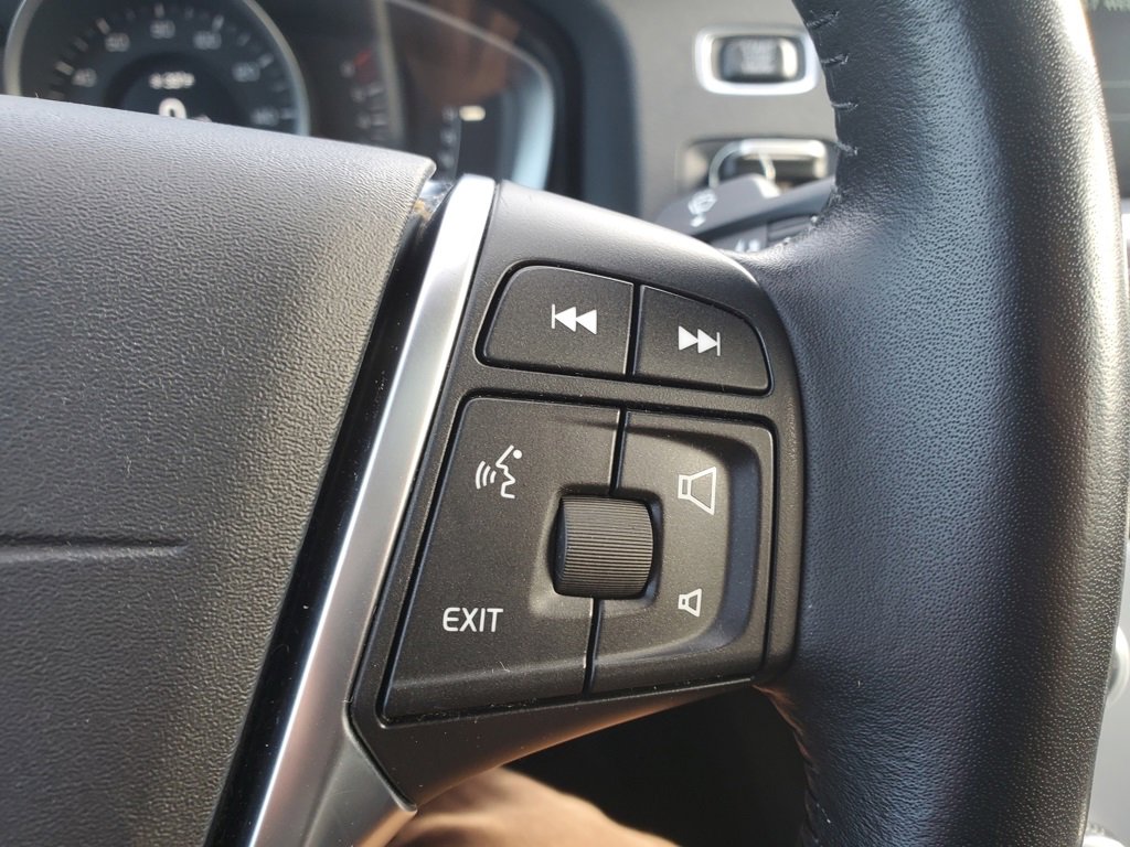 Used 2017 Volvo S60 T5 Dynamic image 18