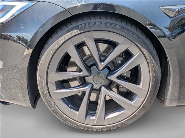 Used 2022 Tesla Model S Plaid image 14