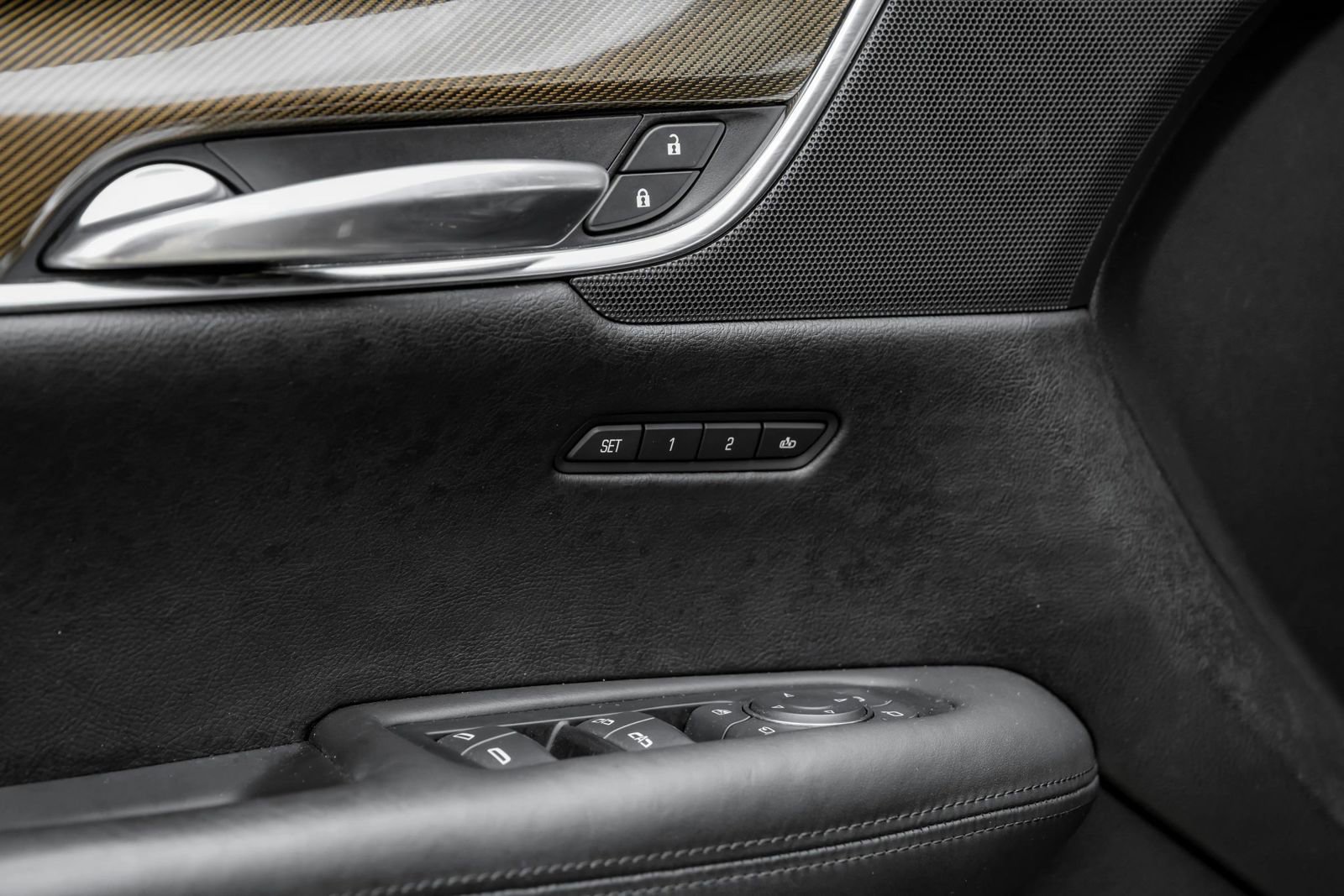 Used 2017 Cadillac XT5 Platinum image 56