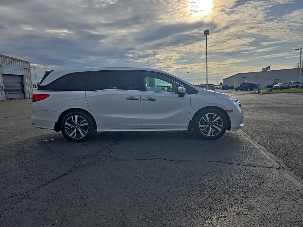Used 2023 Honda Odyssey Touring image 8