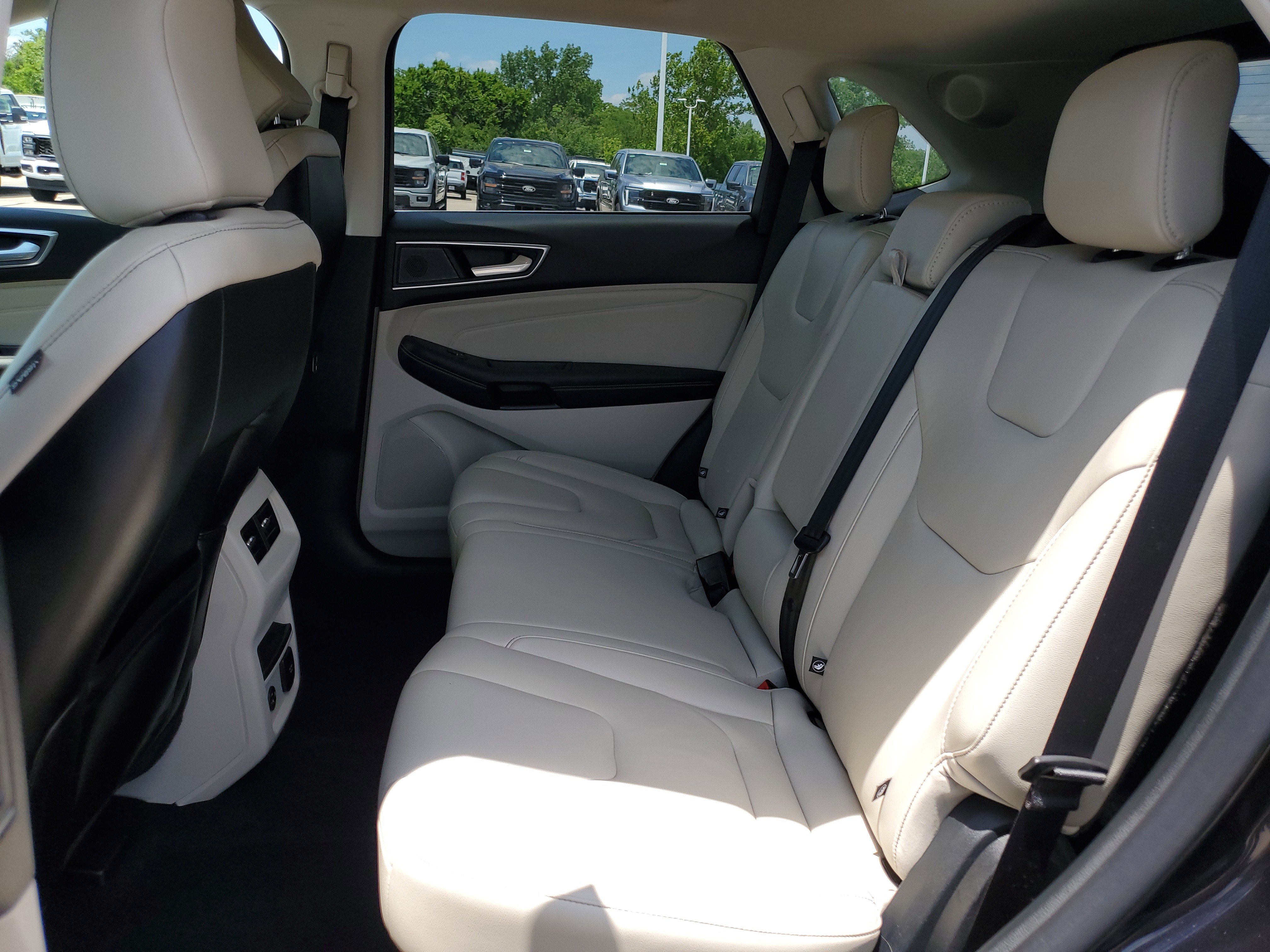 Used 2021 Ford Edge Titanium w/ Cargo Accessory Package FWD image 13