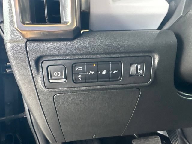 Used 2025 GMC Hummer EV 3X AWD/4WD image 12