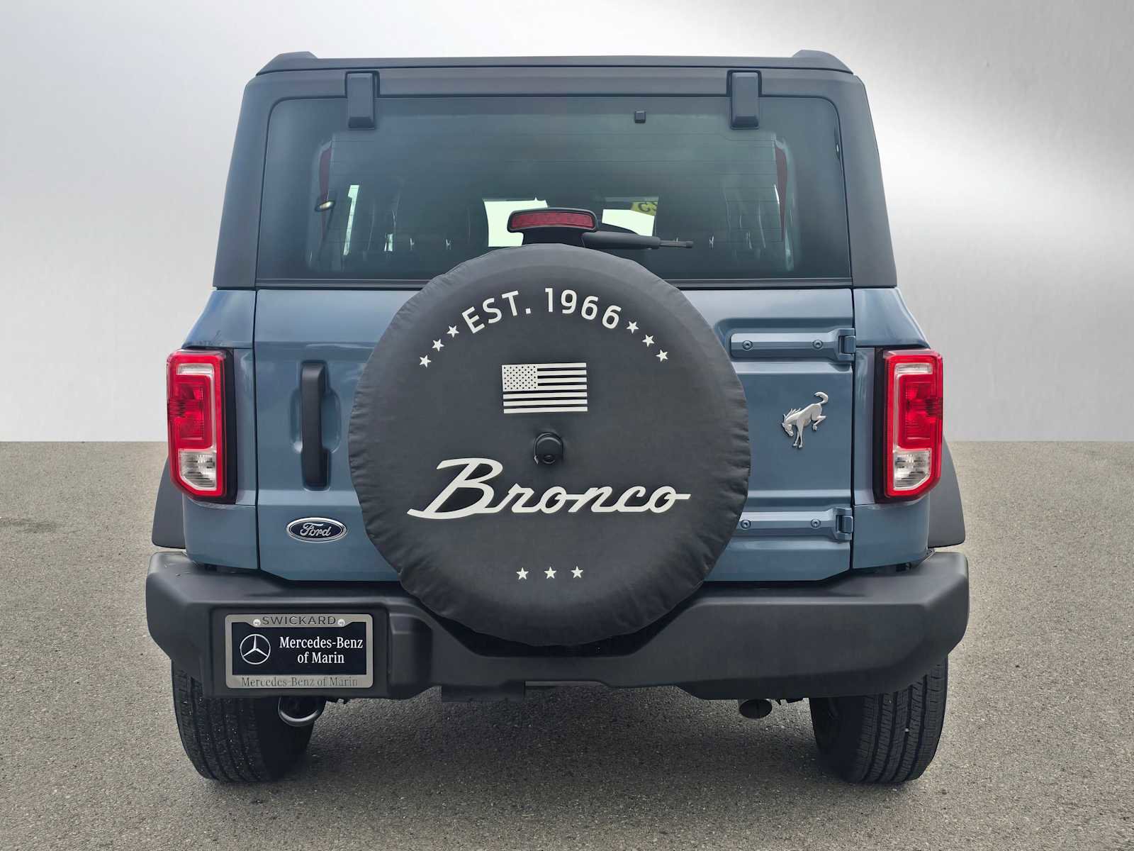 Used 2025 Ford Bronco Base image 4