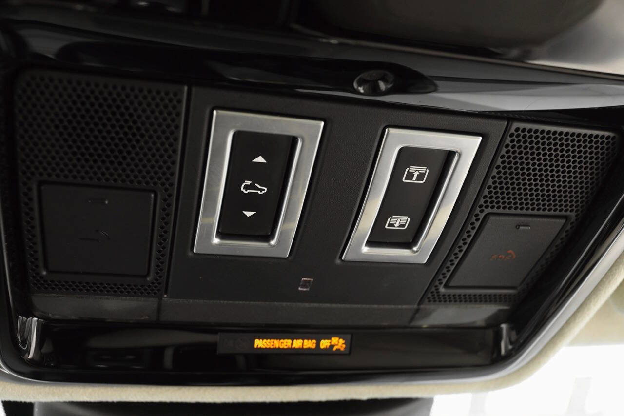 Used 2018 Land Rover Range Rover Long Wheelbase Supercharged image 30