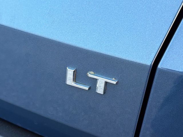 Used 2024 Chevrolet Traverse LT w/ Trailering Package FWD image 34