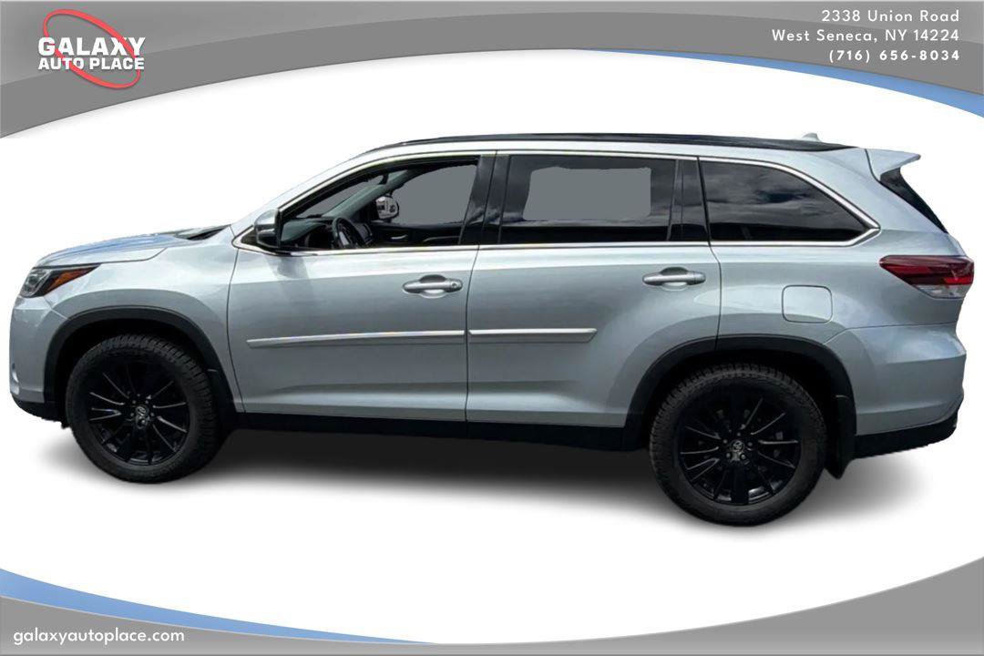 Used 2019 Toyota Highlander SE AWD/4WD image 8