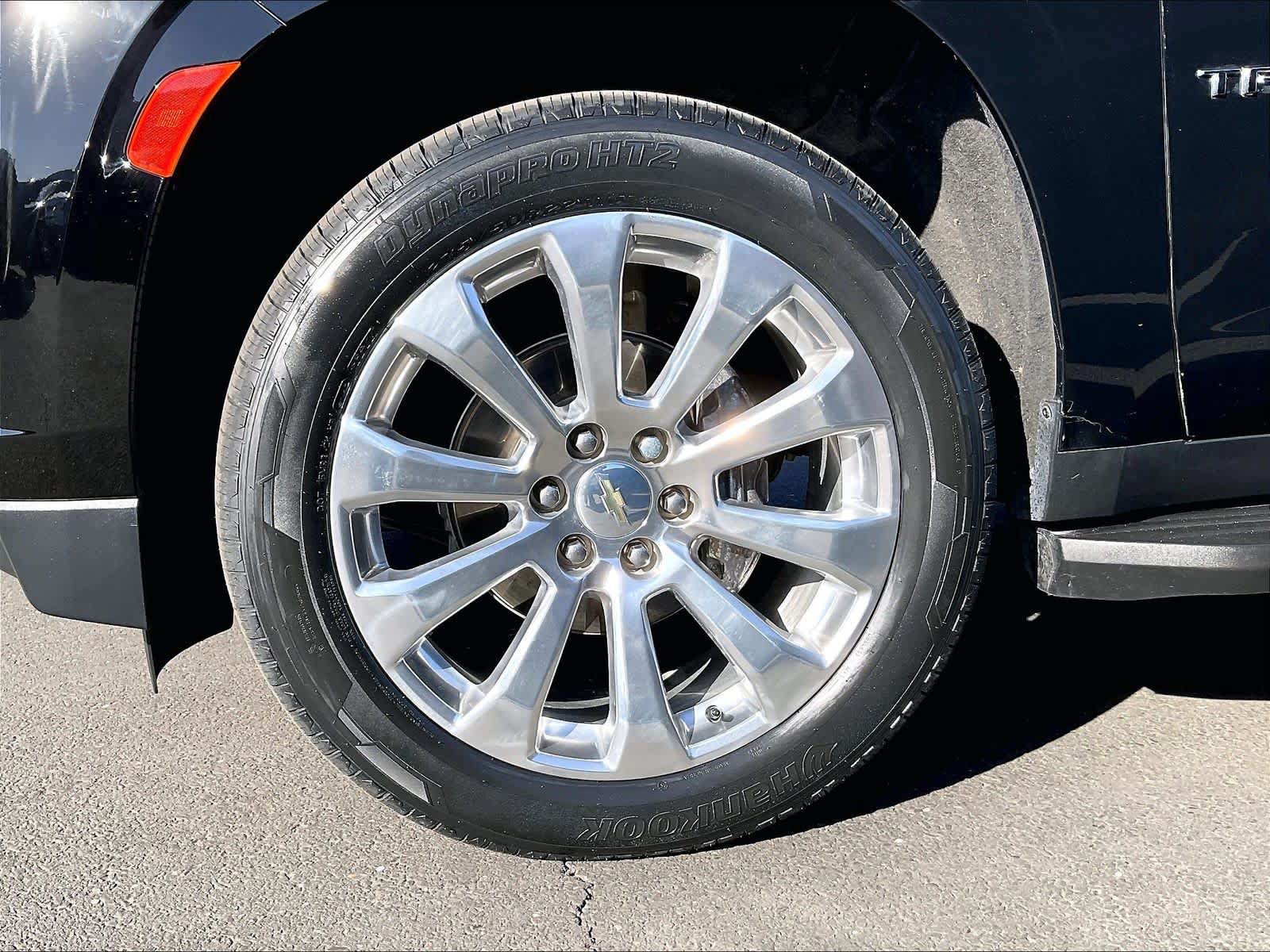 Used 2021 Chevrolet Tahoe Premier AWD/4WD image 14