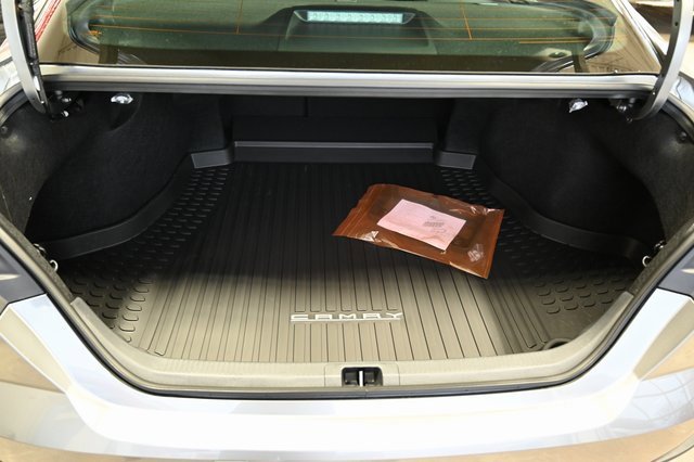 New 2026 Toyota Camry SE image 28