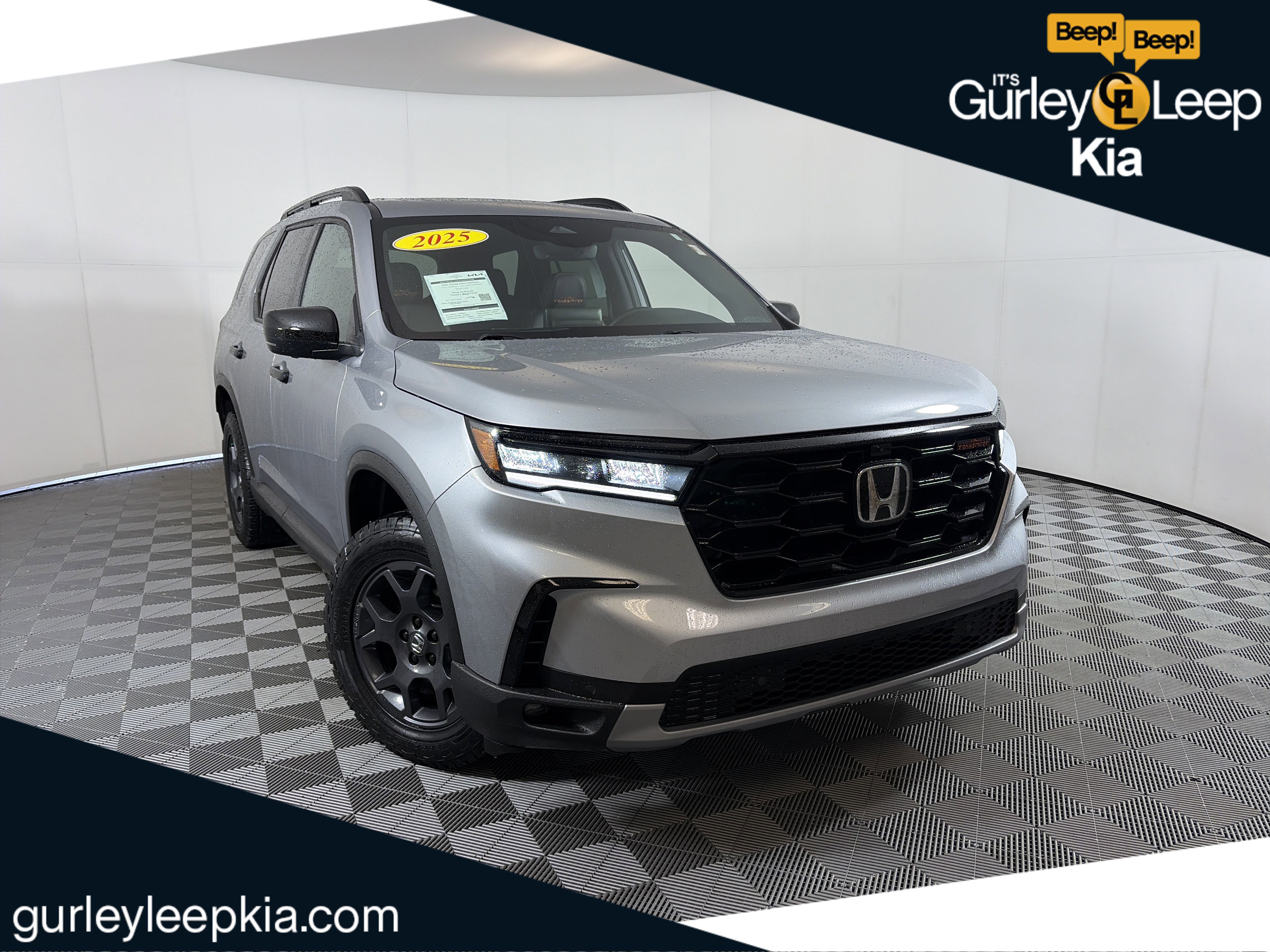 Used 2025 Honda Pilot TrailSport