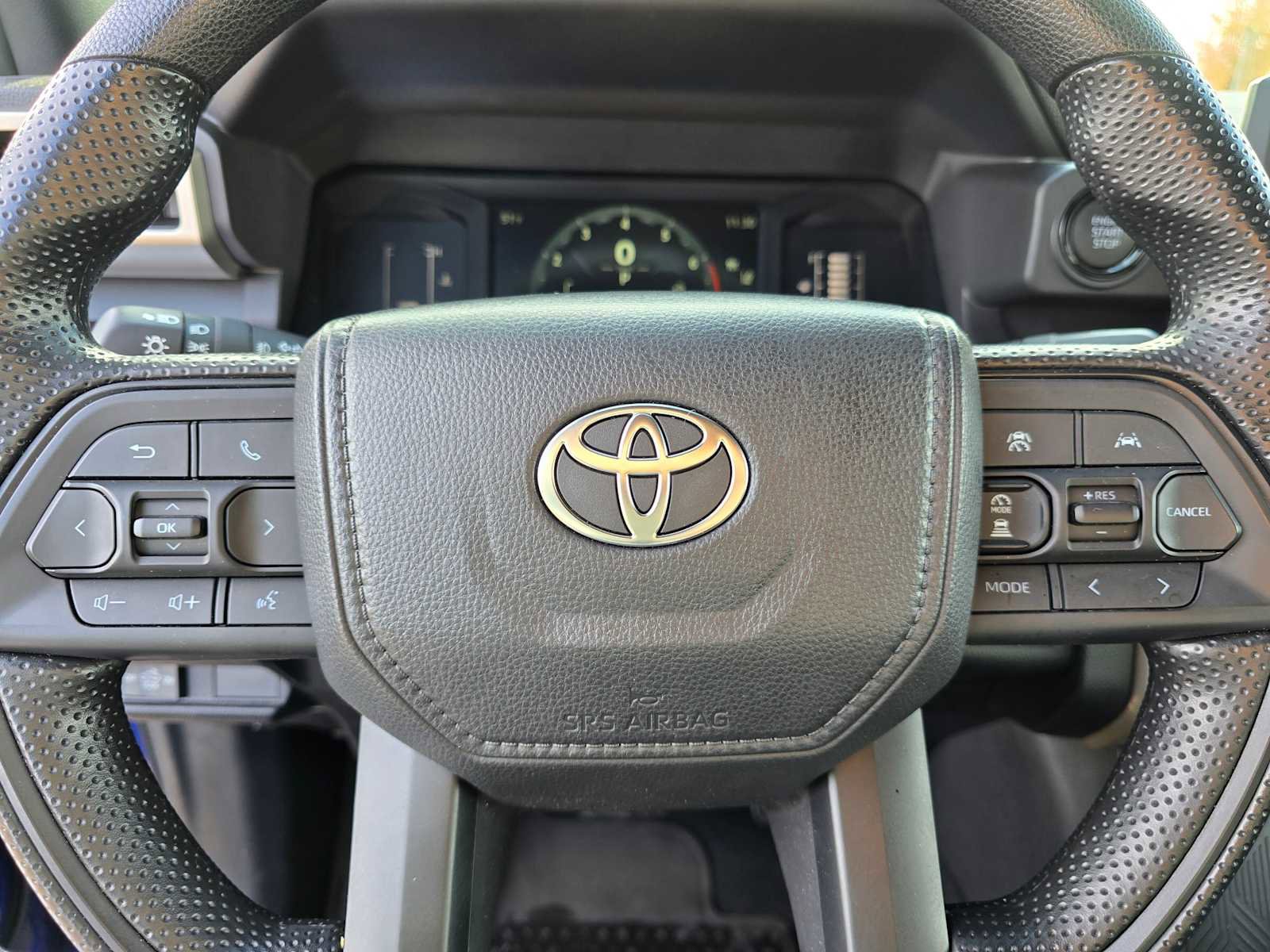 Certified 2025 Toyota Tacoma SR5 image 25