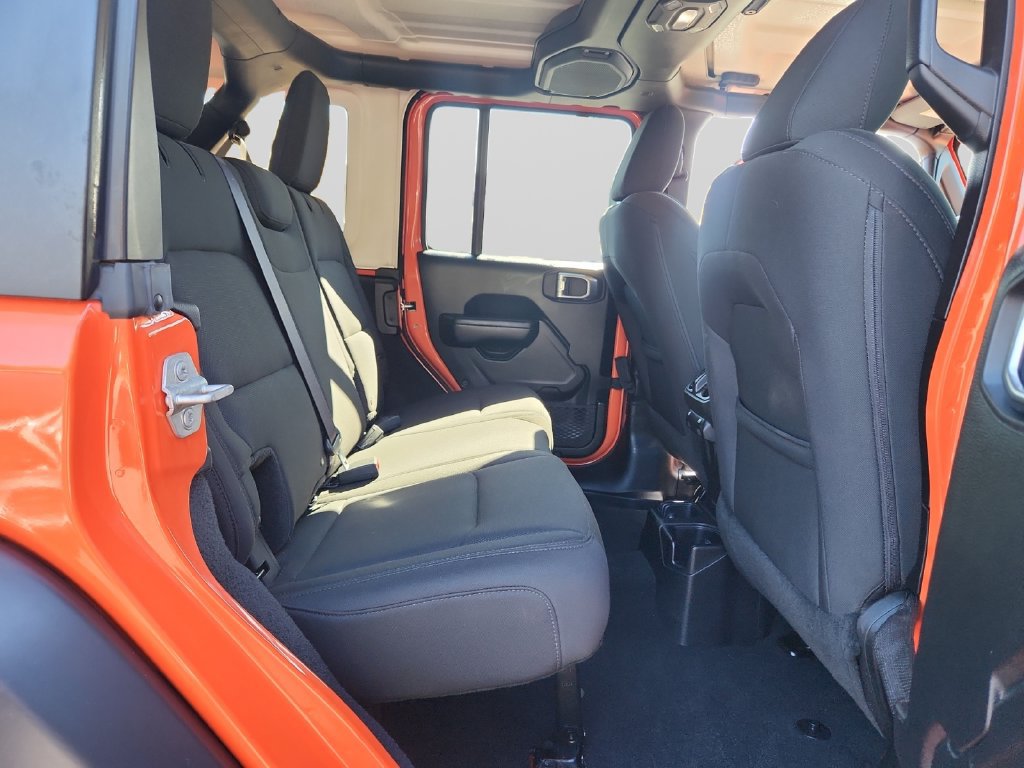 Used 2018 Jeep Wrangler Unlimited Sport S AWD/4WD image 18