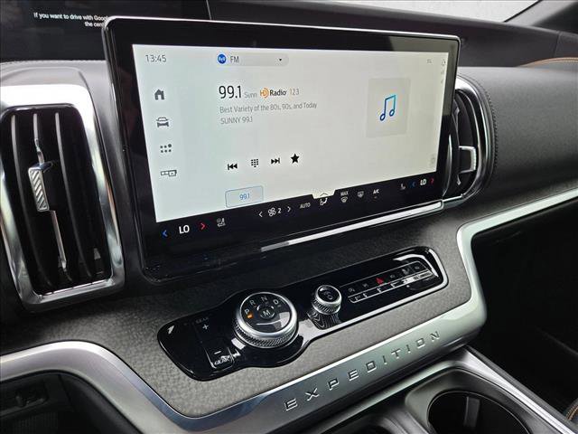 New 2026 Ford Expedition Tremor image 14