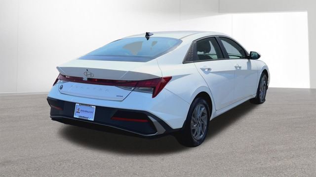 Used 2025 Hyundai Elantra Hybrid FWD image 72