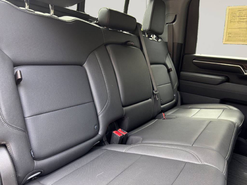 Certified 2024 GMC Sierra 2500 SLT w/ SLT Premium Package AWD/4WD image 17