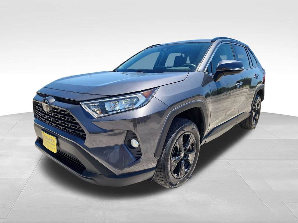 Used 2021 Toyota RAV4 XLE AWD/4WD image 4