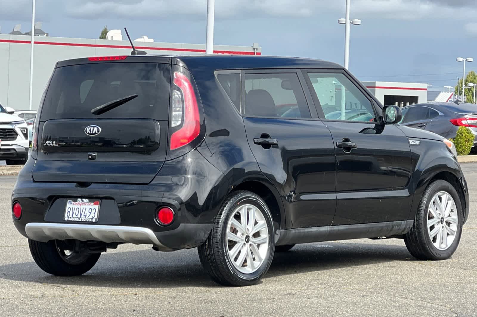 Used 2018 Kia Soul + video 2