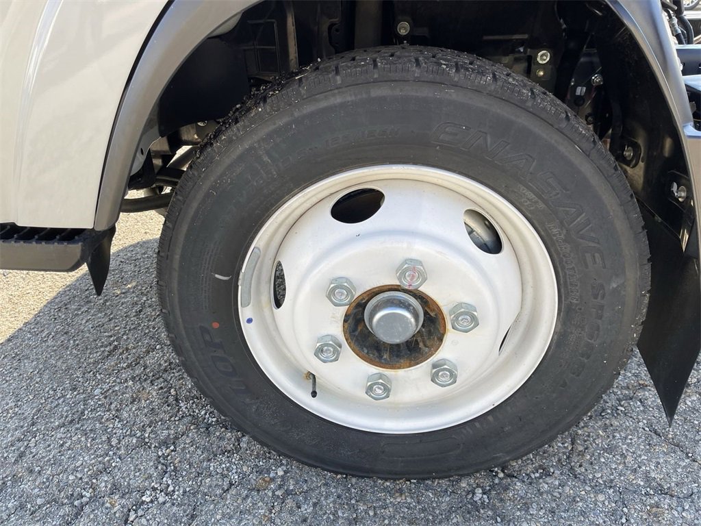 New 2024 Chevrolet Low Cab Forward 5500XG image 9