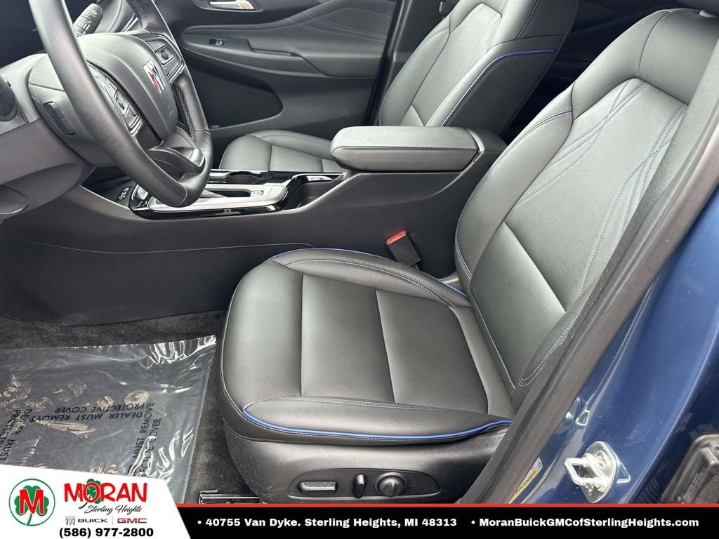 Used 2024 Buick Envista Sport Touring w/ Convenience I Package FWD image 18
