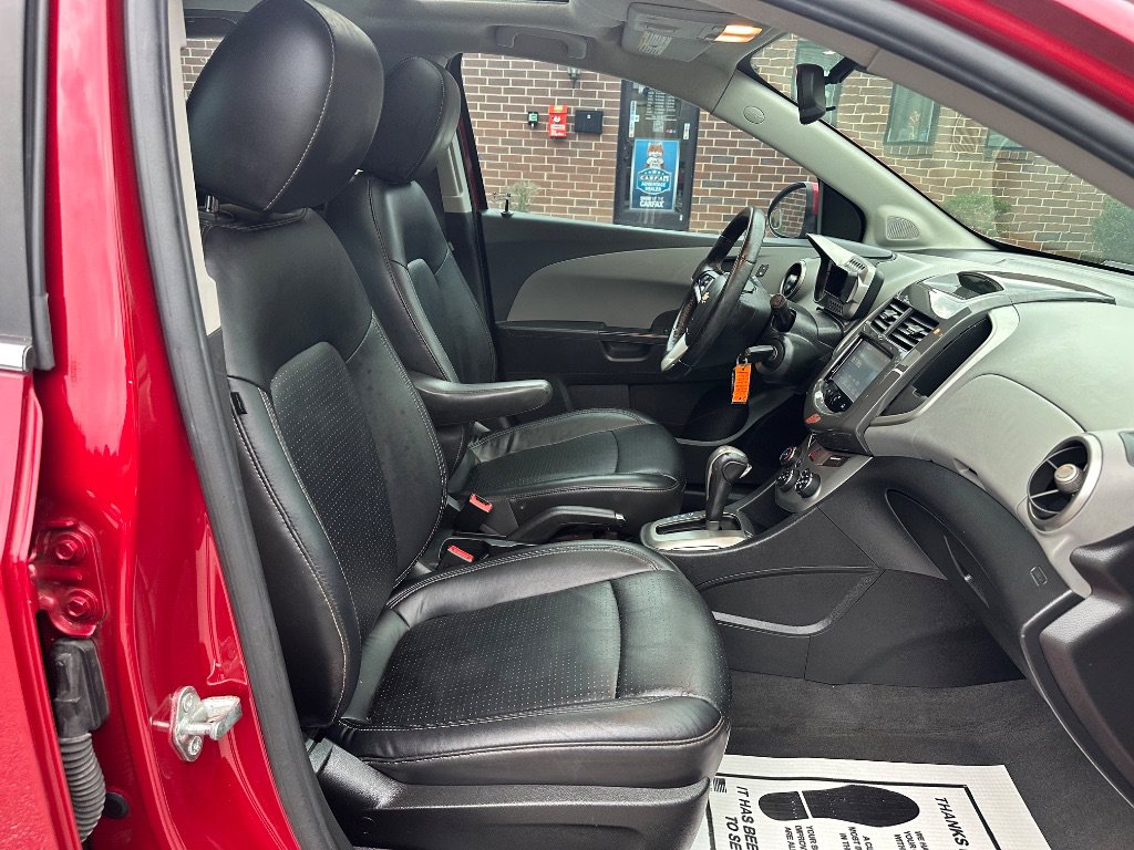 Used 2015 Chevrolet Sonic LTZ w/ Advanced Safety Package FWD image 21