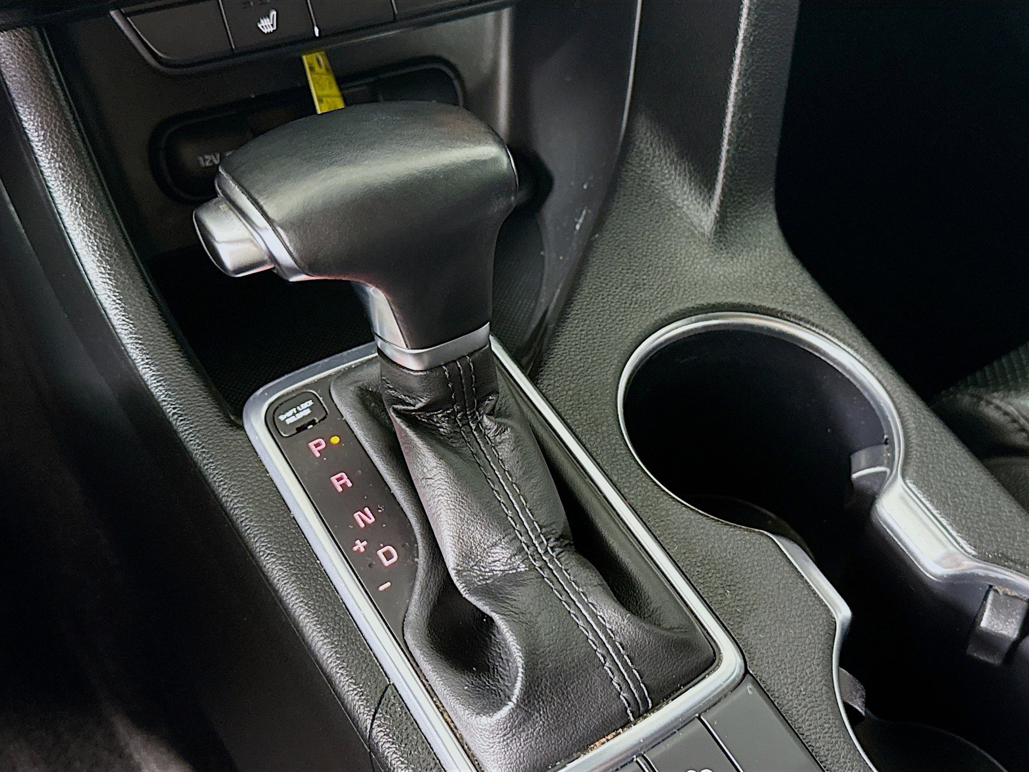 Used 2022 Kia Sportage EX image 19