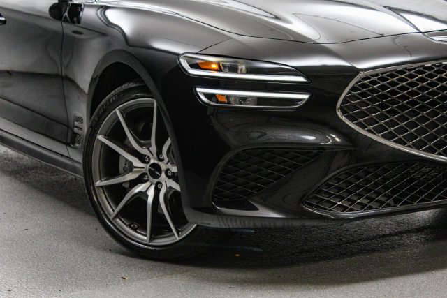 Used 2026 Genesis G70 2.5T AWD/4WD image 3