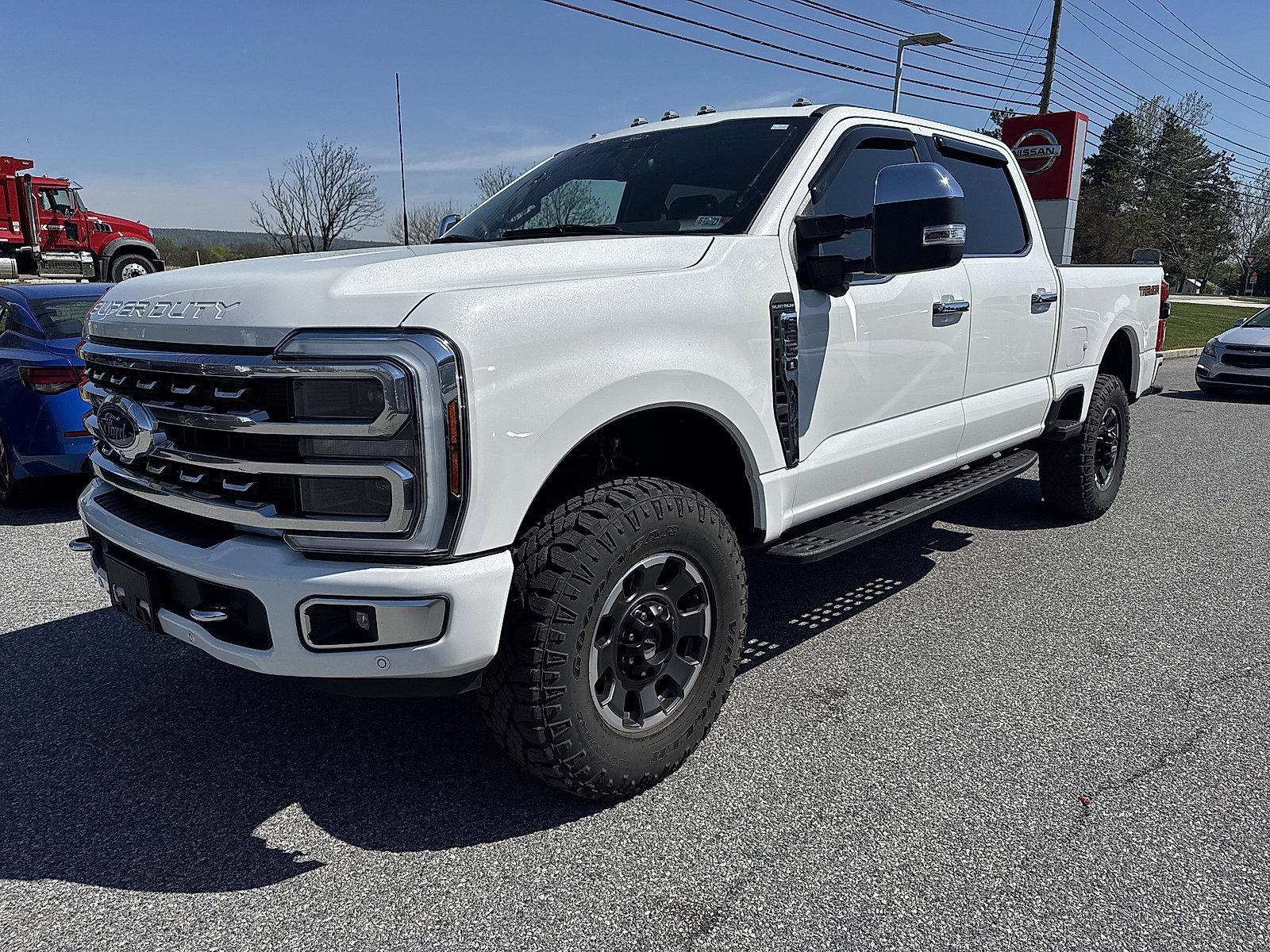 Used 2024 Ford F350 Platinum w/ Tremor Off-Road Package AWD/4WD image 10