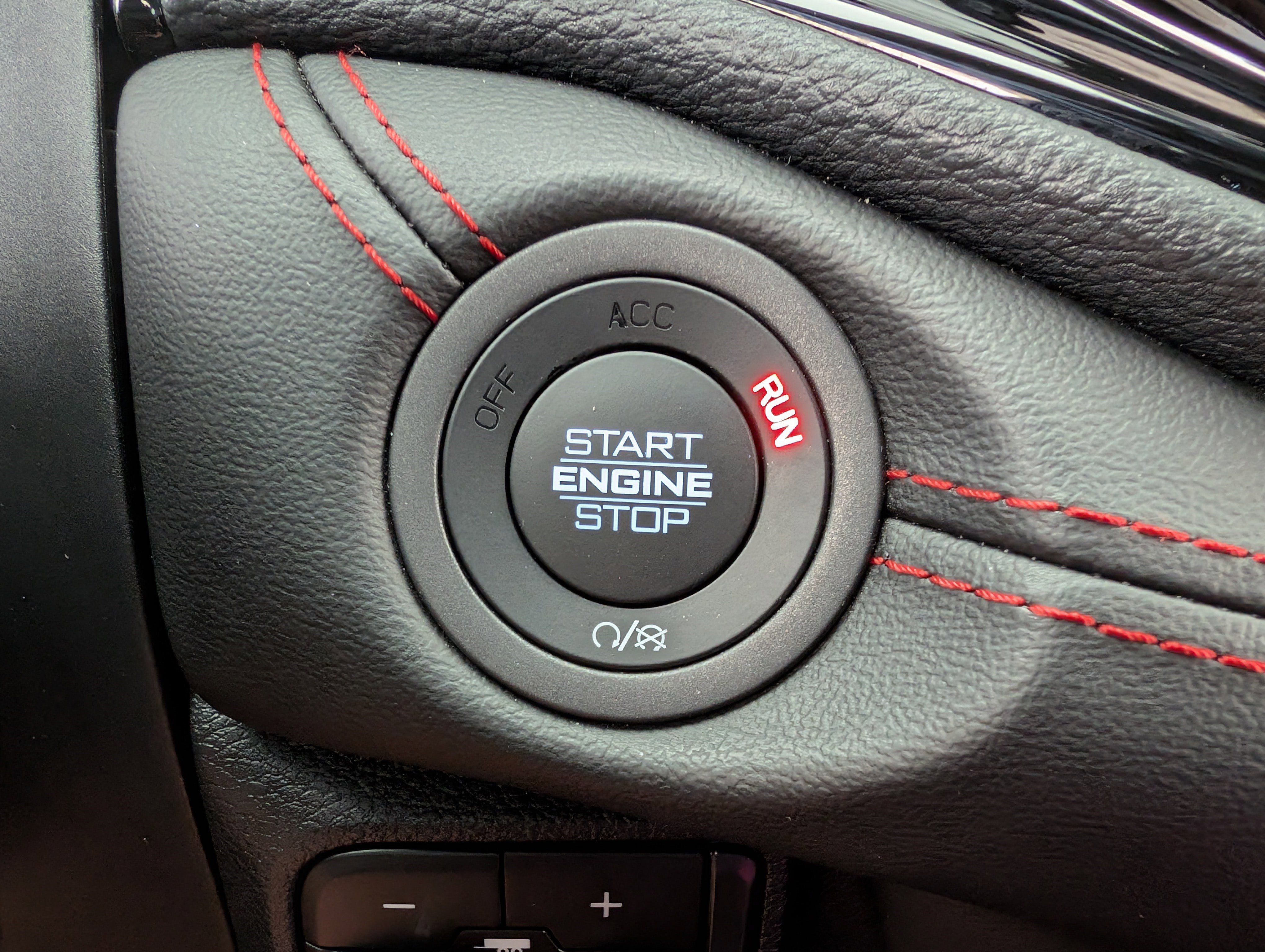 Used 2024 Dodge Durango GT AWD/4WD image 35