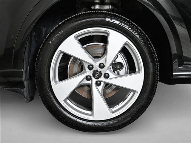 Certified 2025 Audi Q5 Premium Plus w/ Premium Plus image 25