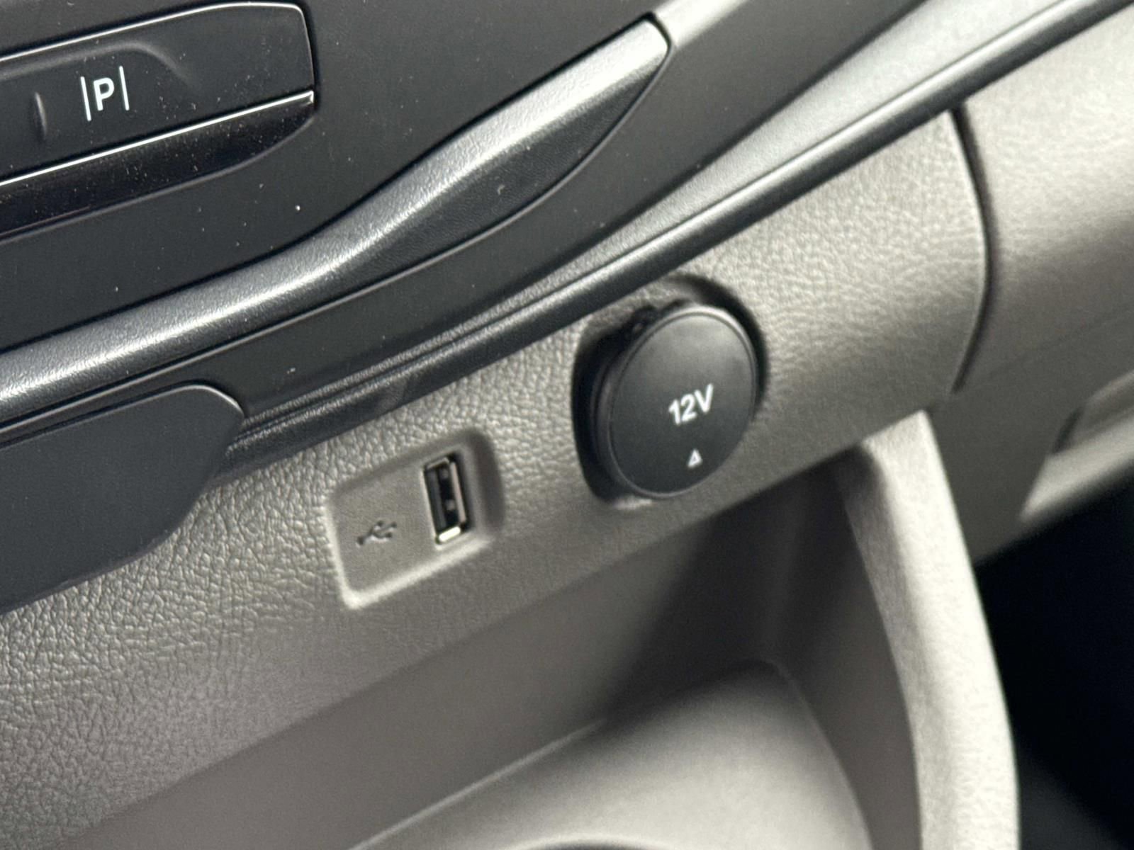 New 2026 Ford Transit 350 XL image 17