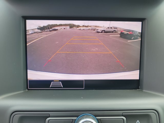Used 2024 GMC Terrain SLE w/ Driver Convenience Package FWD image 21